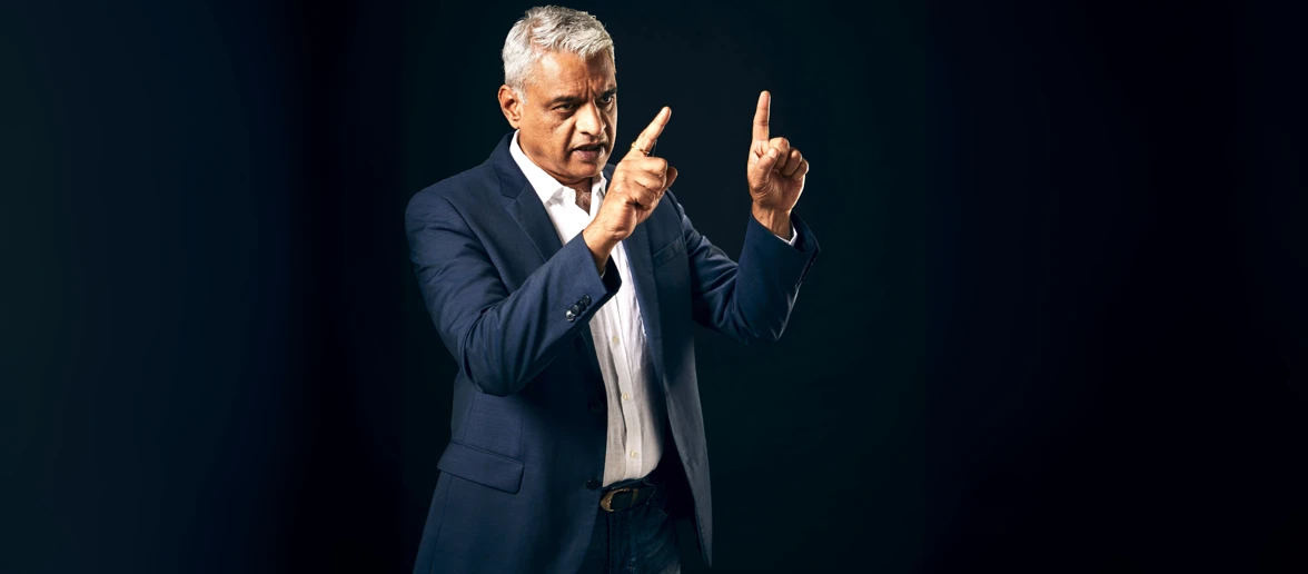 Capt. Raghu Raman Captain Raghu Raman is a visionary leader, security expert, Inspirational speaker, and resilience advocate