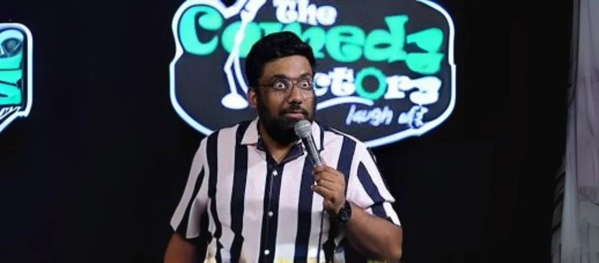 Manan Desai Manan Desai is an Indian comedian and actor also known as the pioneer of modern stand-up comedy for Gujarati-speaking audiences around the world.
