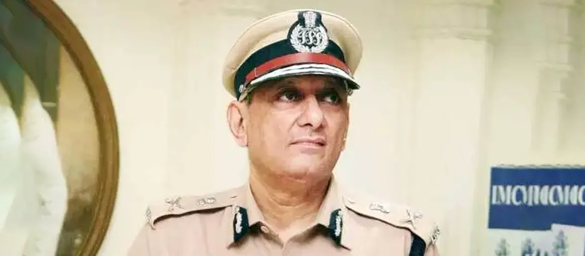 Rakesh Maria Rakesh Maria is a former Indian Police Officer known for leading the investigation into the 26/11 Mumbai attacks in 2008
