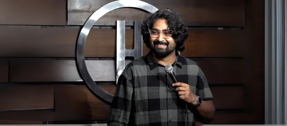 Ravi Gupta Ravi Gupta, a cartoonist, and a stand-up comic has seen it all and loves everything around humor and all that it entails