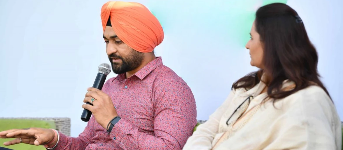 Sandeep Singh Sandeep Singh is an Indian professional field hockey player an ex-captain of the Indian national hockey team